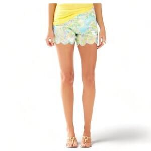 Lilly Pulitzer Buttercup Double Trouble Paisley Print Scalloped Hem Shorts Sz 4